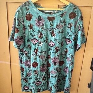 Soft Surroundings Sz L 100% Cotton Paisley Floral Embroidered Tee